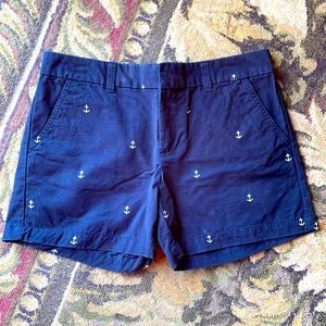 NWOT TOMMY HILFIGER SHORT, SIZE 6